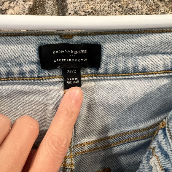 Banana Republic Cropped Bootcut Jeans - size 26 - Picture 3 of 12